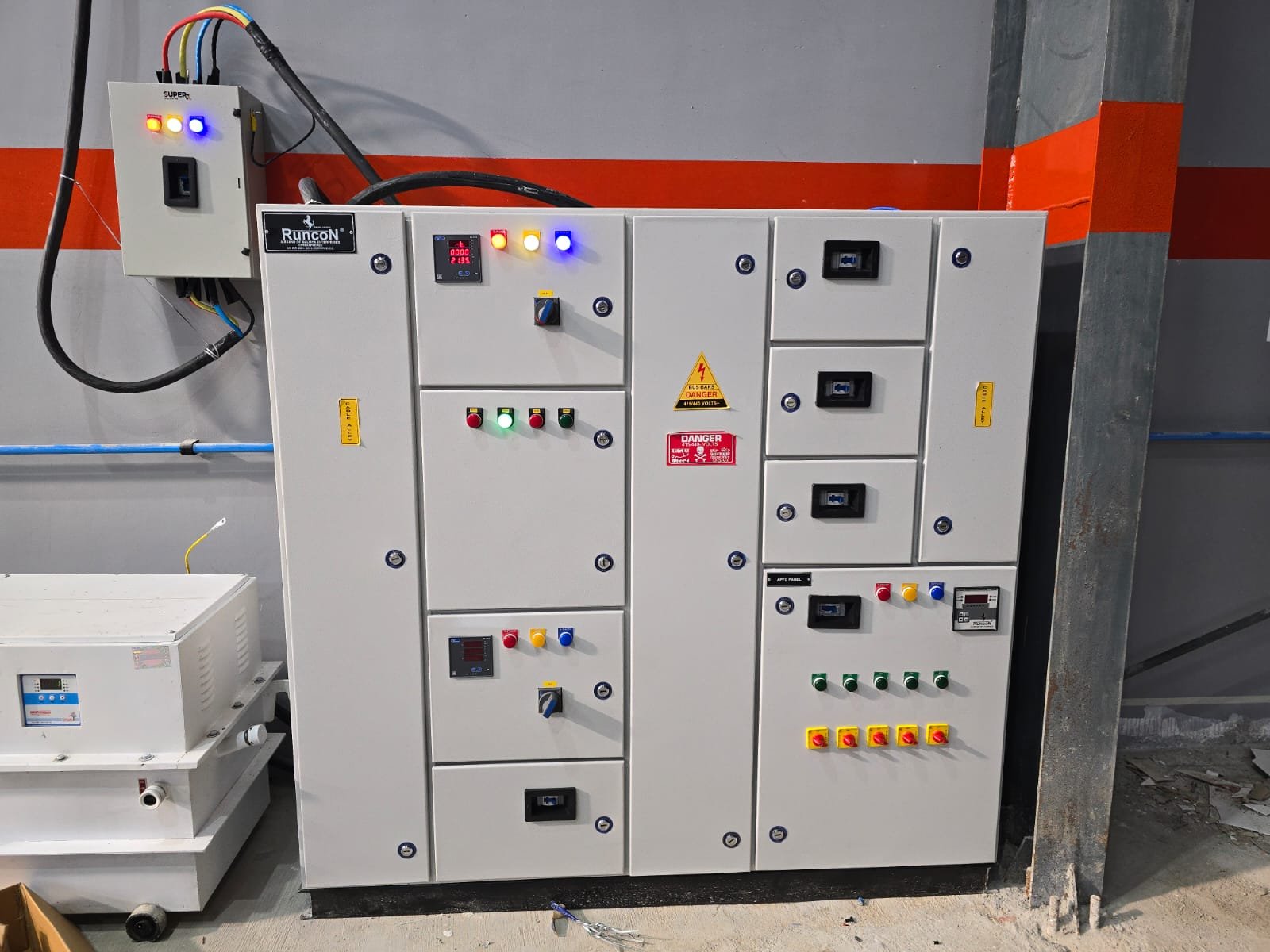 Distribution Panel